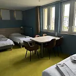 Bon Pasteur 2*