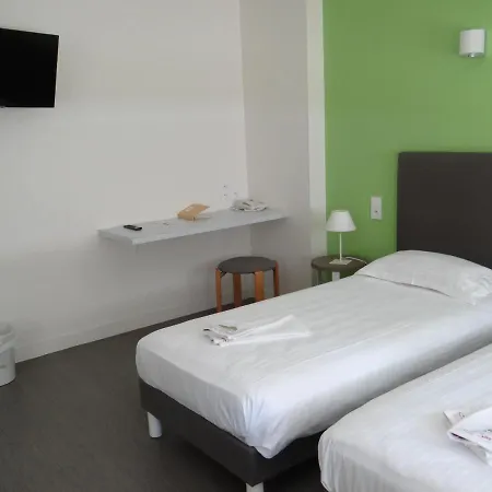 فندق Bon Pasteur 2*