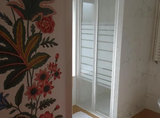 Bon Pasteur Hotell 2*